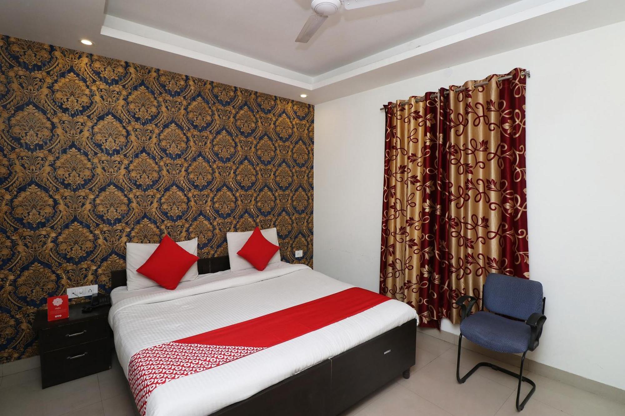 Oyo Flagship Hotel Daimond Yeni Delhi Dış mekan fotoğraf