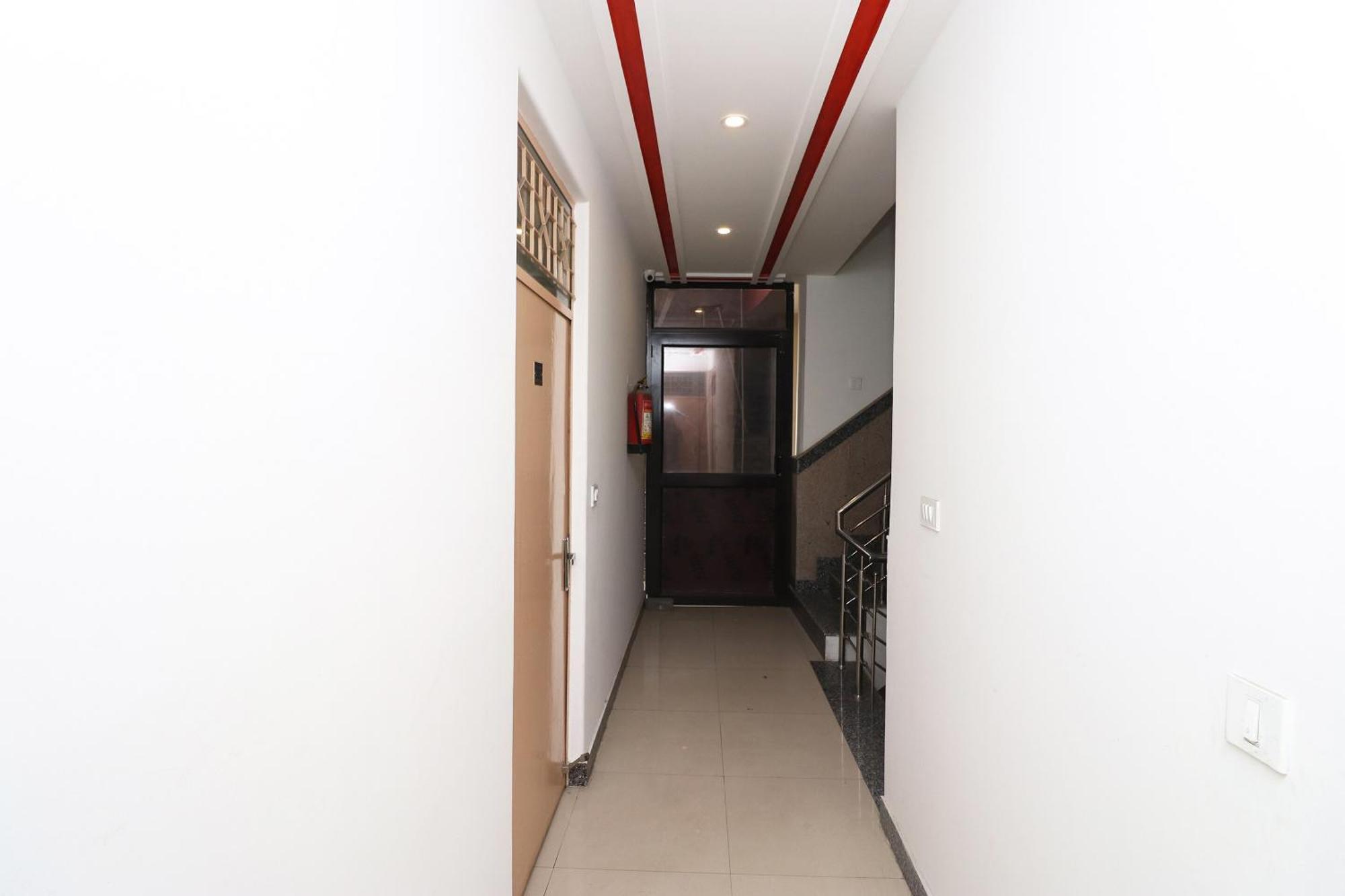 Oyo Flagship Hotel Daimond Yeni Delhi Dış mekan fotoğraf